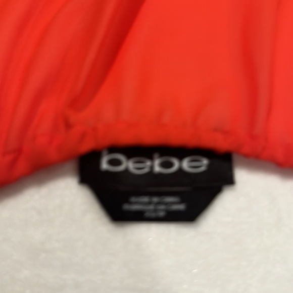 Bebe top. - Picture 6 of 7